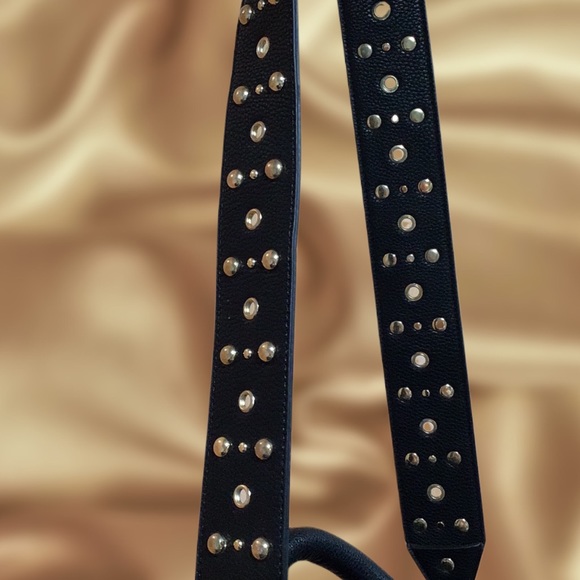 Dream Control Drawstring, Grommeted Shoulder Bag/Handbag, Black - Picture 7 of 13